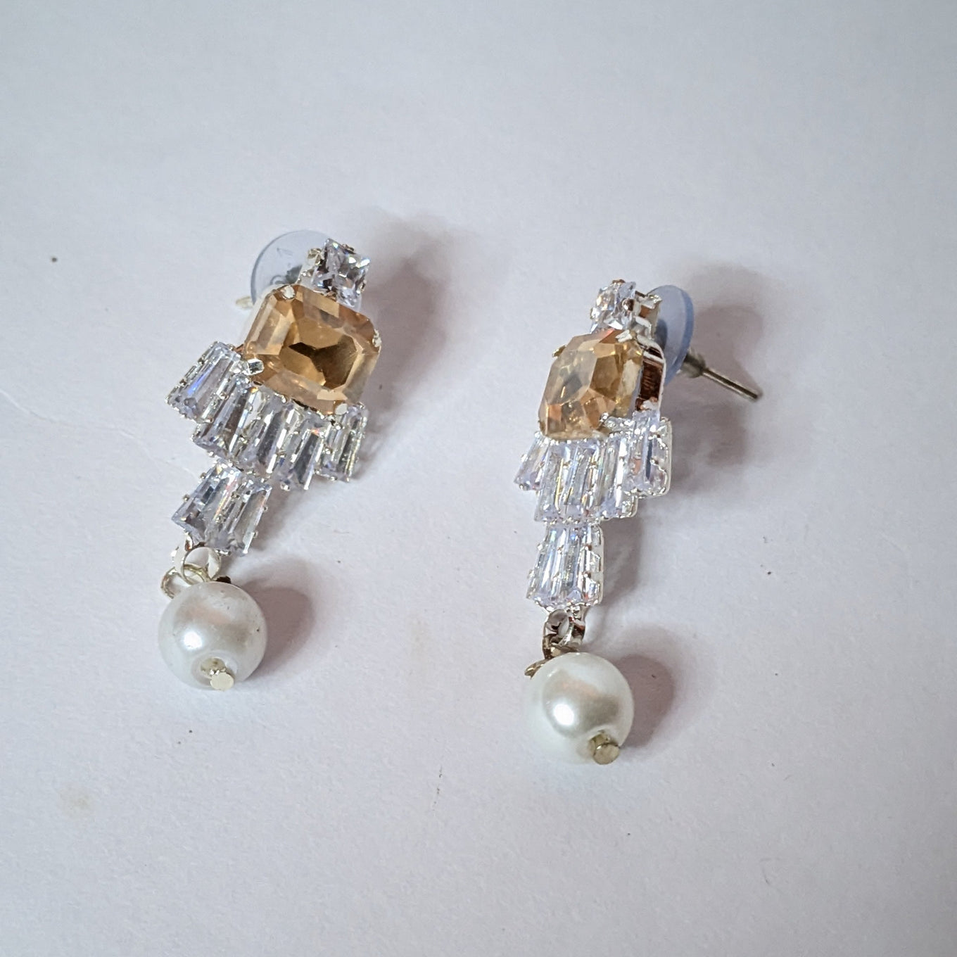SATI Aesthetics Anti-Tarnish Mini Crystal Earrings