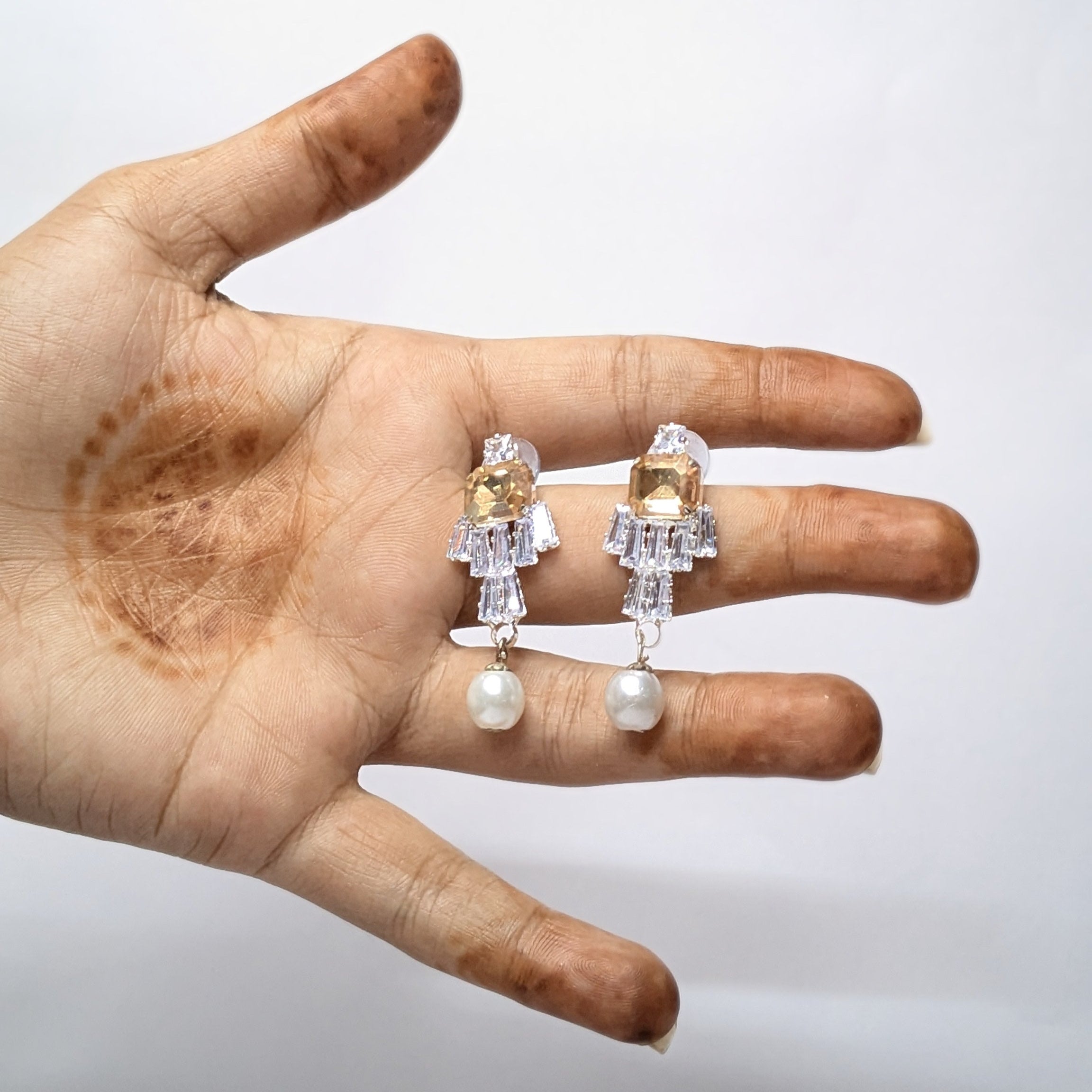 SATI Aesthetics Anti-Tarnish Mini Crystal Earrings