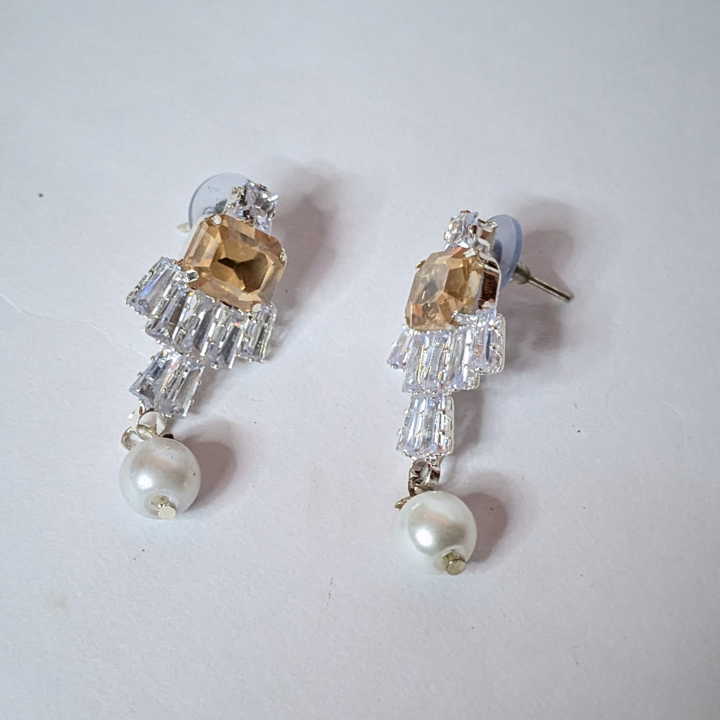 SATI Aesthetics Anti-Tarnish Mini Crystal Earrings