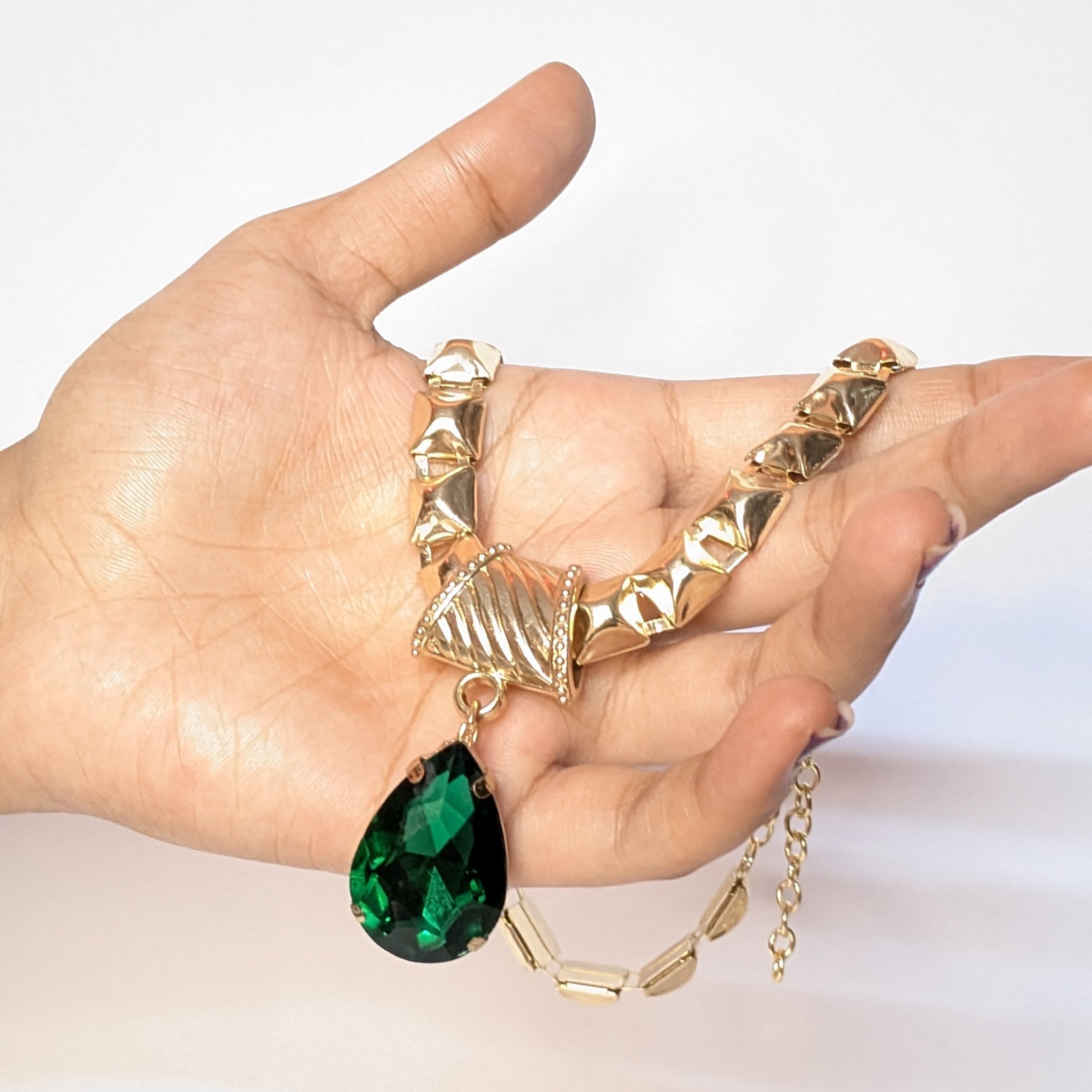 SATI Aesthetics Anti-Tarnish Emerald Crystal Necklace Set With Earrings Golden Green