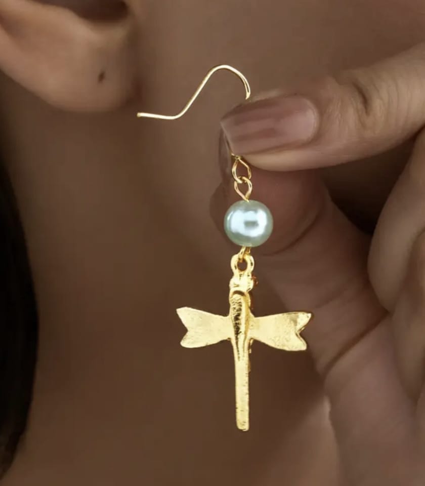 SATI Aesthetics Anti-Tarnish Dragonfly Necklace Set With Earrings